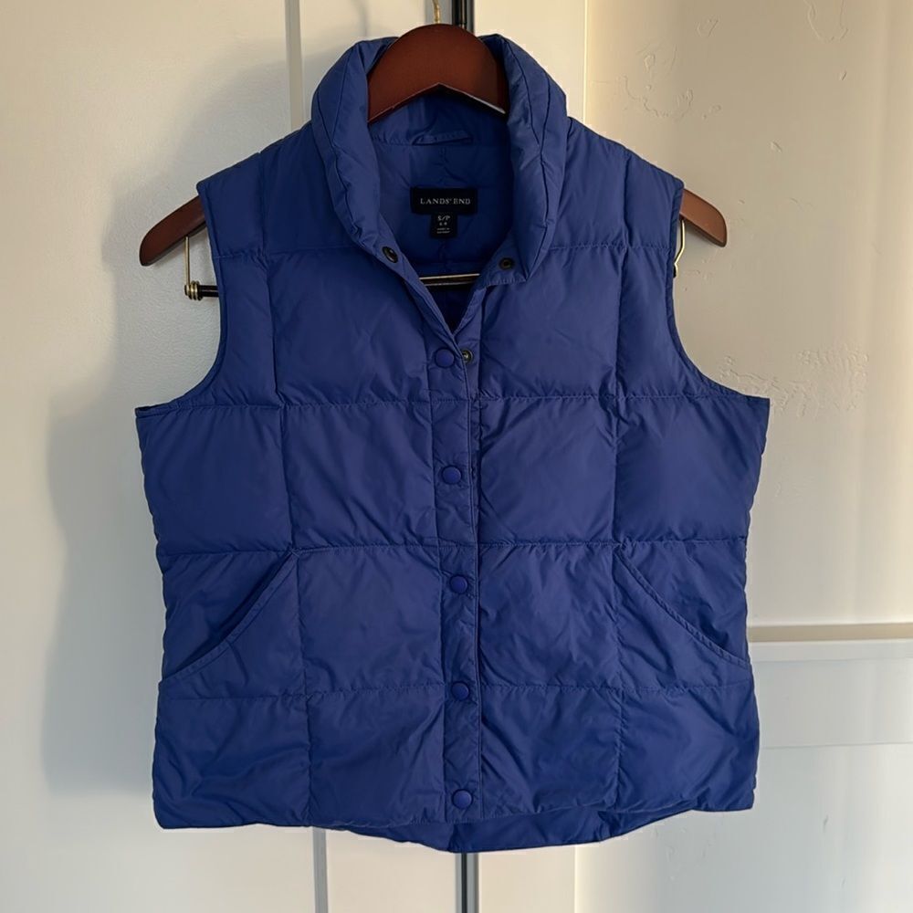 Lands' End Women's Size Small Nylon Blue Puffer Performance Vest Casual Wear EUC